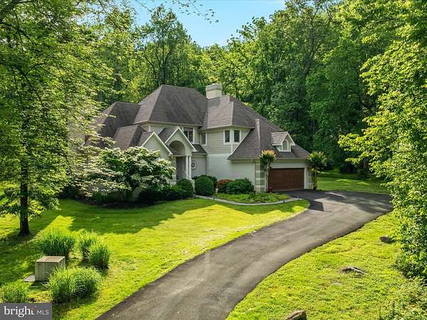 10 Acres of Recreational Land with Home for Sale in Purcellville, Virginia