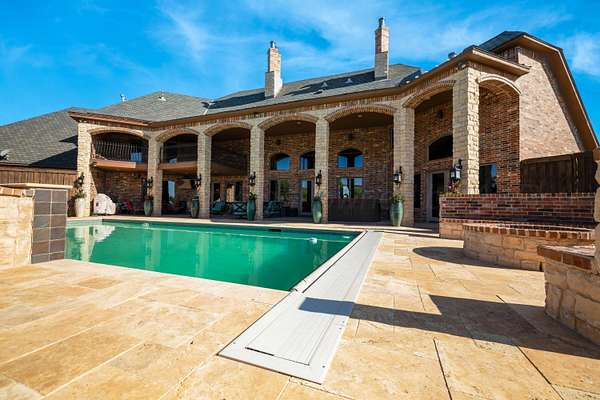 2.42 Acres of Residential Land with Home for Sale in Amarillo, Texas