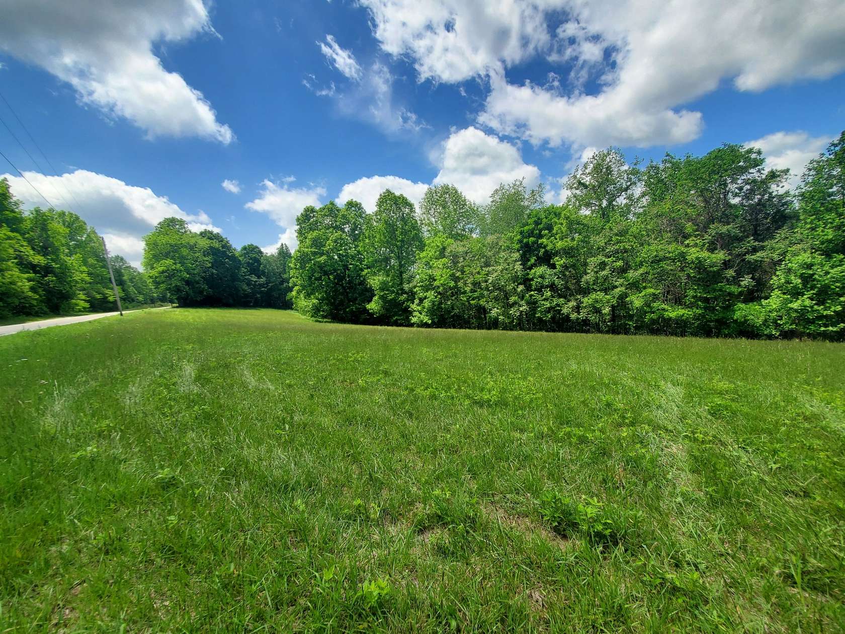 5 Acres of Residential Land for Sale in Pleasant Shade, Tennessee