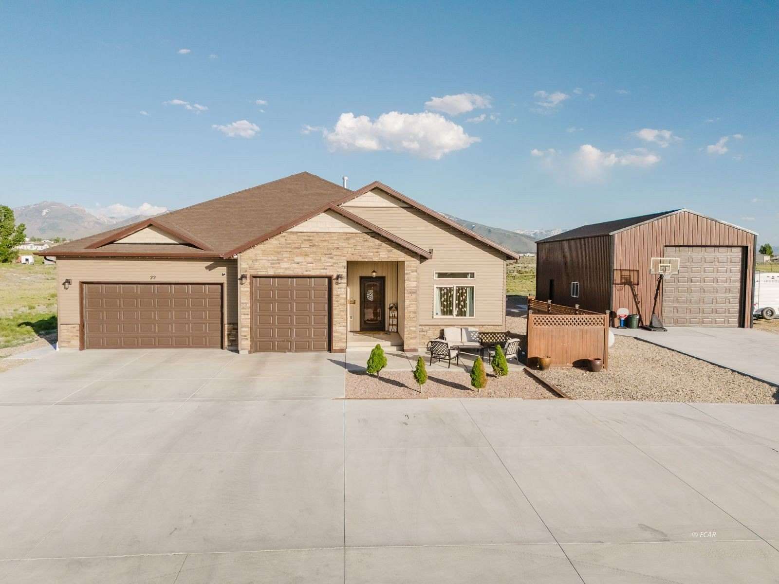 4 Acres of Residential Land with Home for Sale in Spring Creek, Nevada