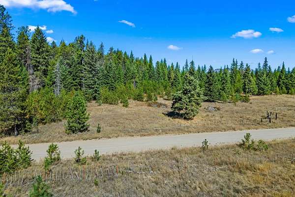 5 Acres of Land for Sale in Newport, Washington