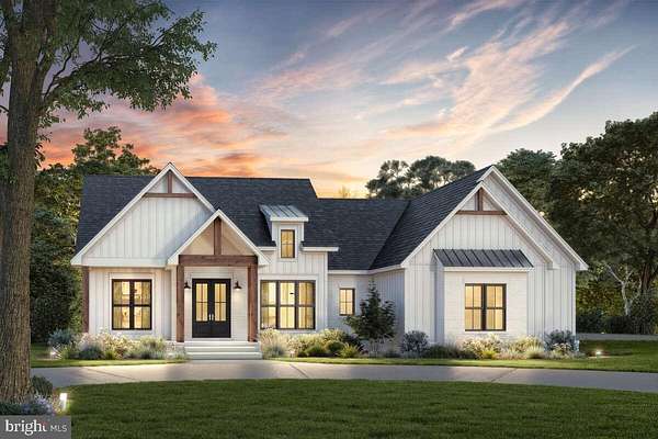 9.59 Acres of Land with Home for Sale in Harpers Ferry, West Virginia