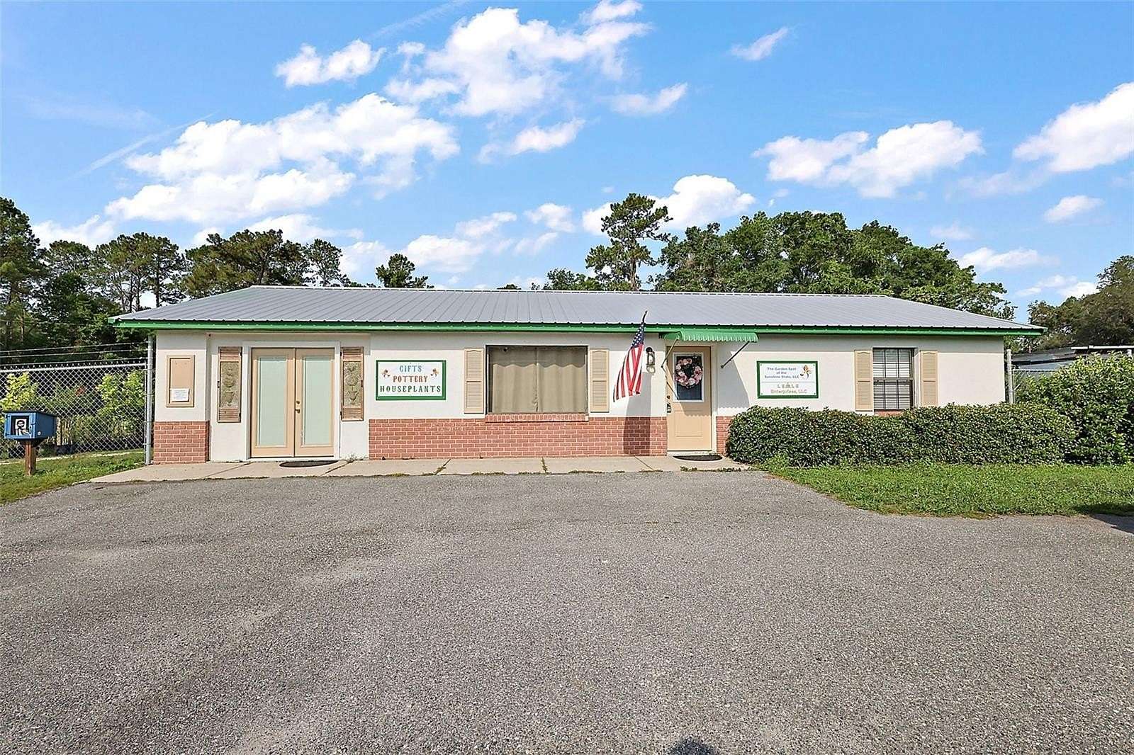 1.84 Acres of Improved Commercial Land for Sale in Ocala, Florida