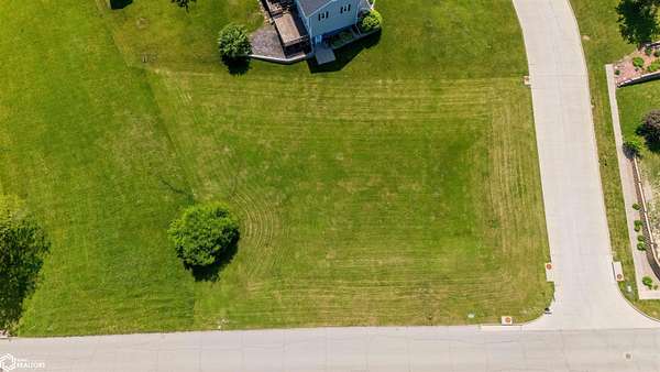 0.45 Acres of Residential Land for Sale in Marshalltown, Iowa