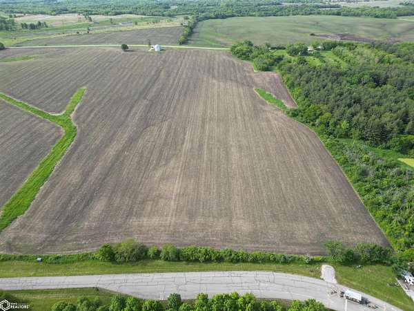 27.6 Acres of Recreational Land for Sale in Mystic, Iowa
