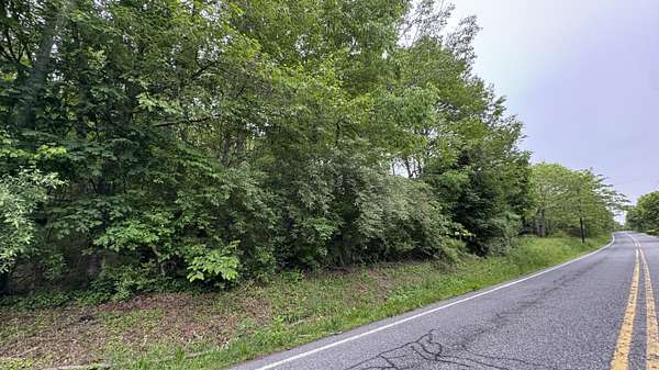 0.4 Acres of Residential Land for Sale in Kunkletown, Pennsylvania
