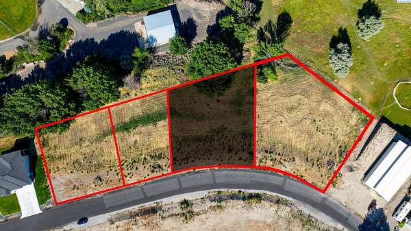 0.55 Acres of Residential Land for Sale in Kennewick, Washington