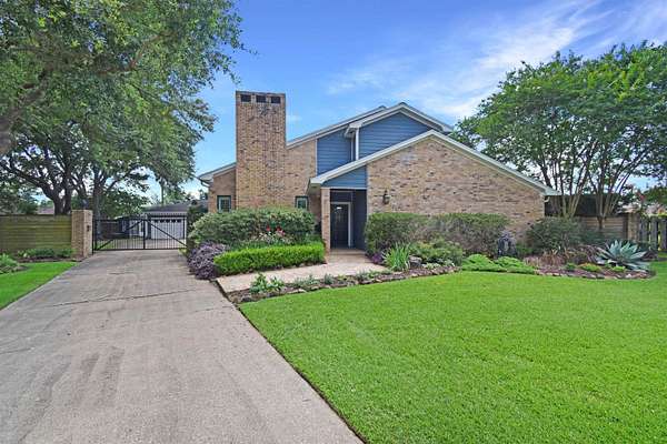 0.34 Acres of Residential Land with Home for Sale in Beaumont, Texas