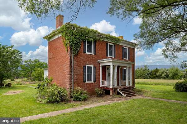 25 Acres of Agricultural Land with Home for Sale in Luray, Virginia