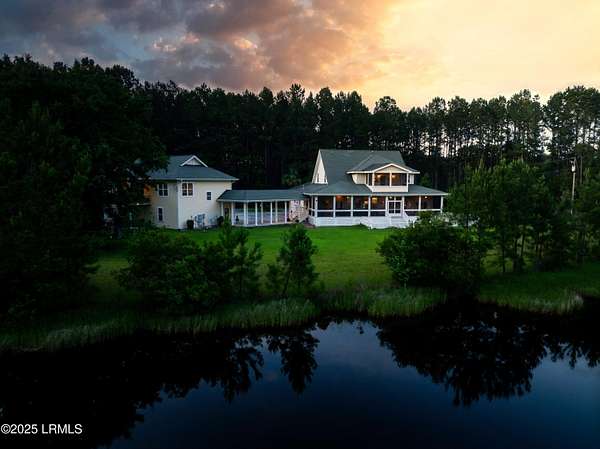 9.22 Acres of Land with Home for Sale in Ridgeland, South Carolina