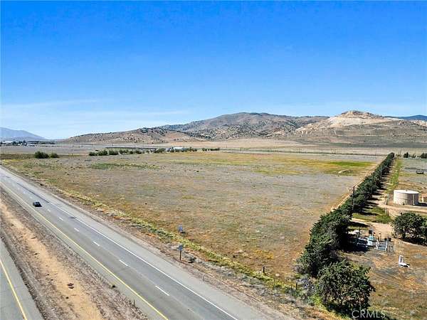 41.5 Acres of Commercial Land for Sale in Tehachapi, California
