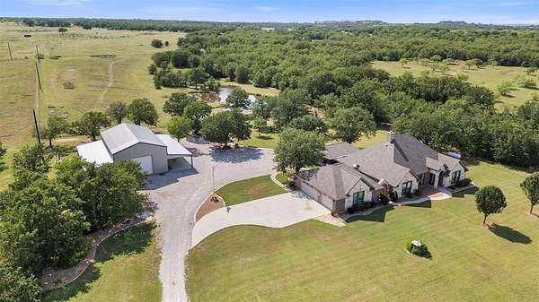 14.8 Acres of Land with Home for Sale in Paradise, Texas