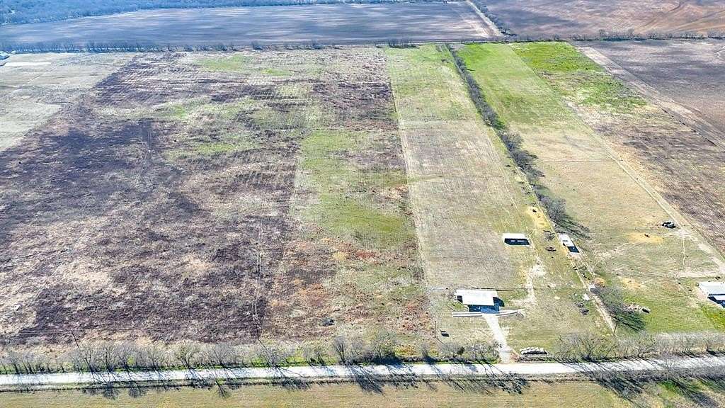 12.7 Acres of Recreational & Residential Land for Sale in Dawson, Texas