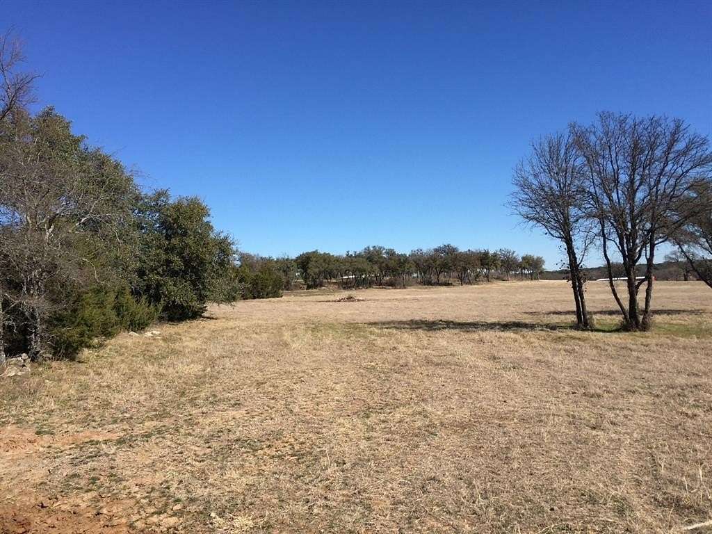 5 Acres of Residential Land for Sale in Iredell, Texas