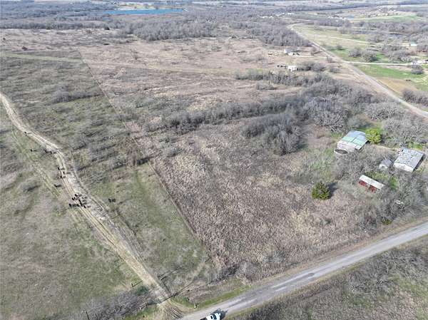 10.2 Acres of Land for Sale in Hubbard, Texas
