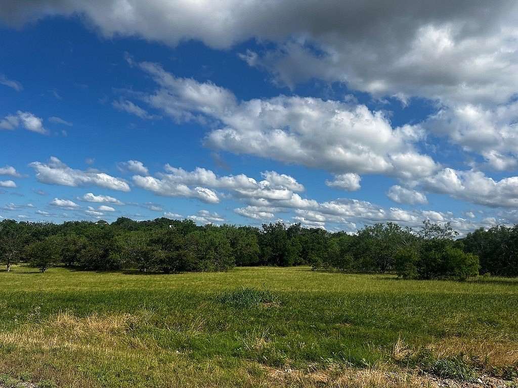 5.52 Acres of Residential Land for Sale in Schulenburg, Texas