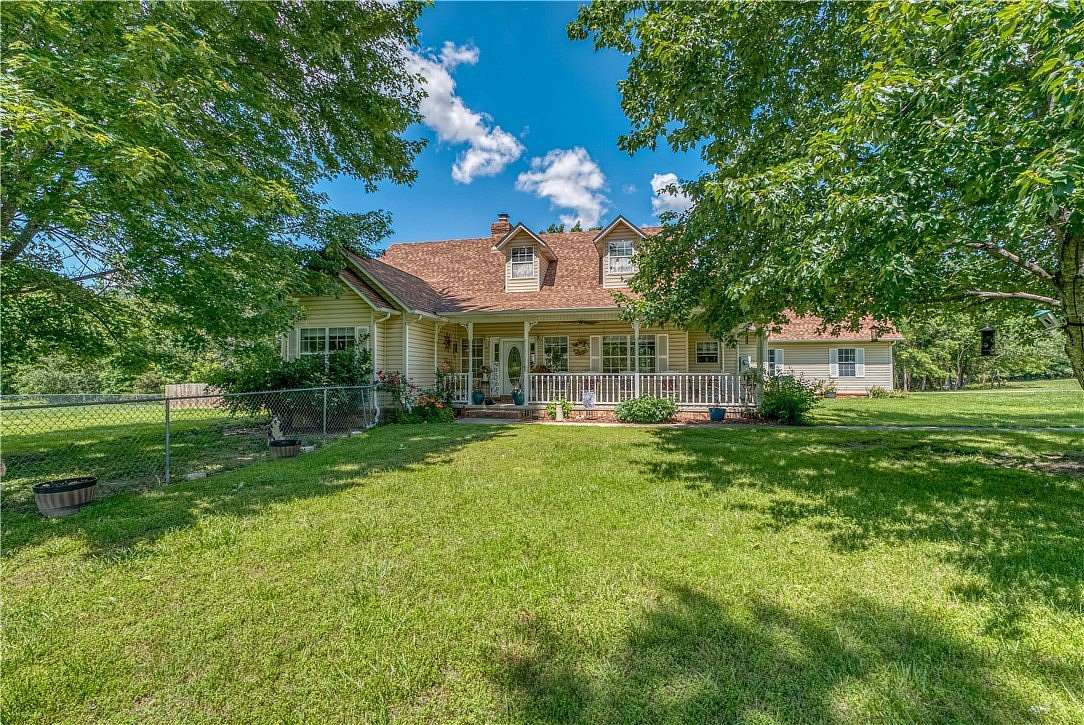 5.14 Acres of Land with Home for Sale in Harrison, Arkansas