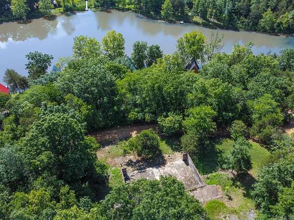 0.28 Acres of Residential Land for Sale in Hardy, Arkansas