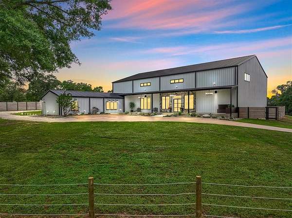 42 Acres of Land for Sale in Grand Saline, Texas