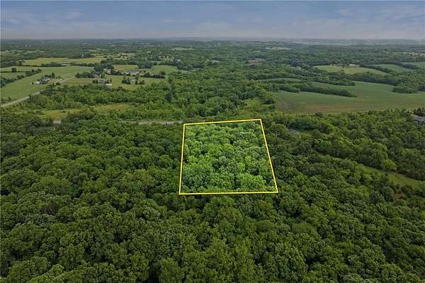 5 Acres of Land for Sale in Kansas City, Kansas