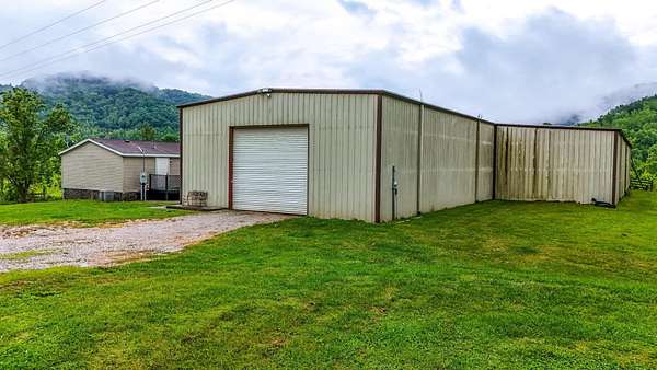 60 Acres of Agricultural Land with Home for Sale in Artemus, Kentucky