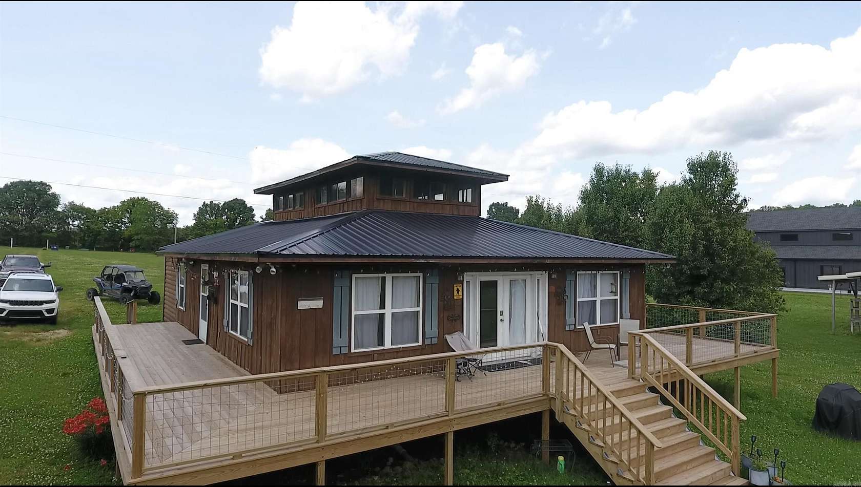 2.2 Acres of Residential Land with Home for Sale in Mammoth Spring, Arkansas