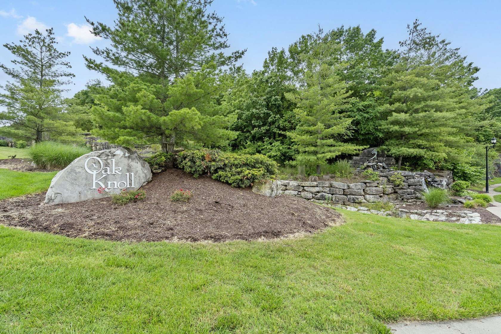 0.5 Acres of Residential Land for Sale in Hollister, Missouri