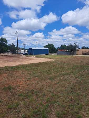 0.48 Acres of Mixed-Use Land for Sale in Sweetwater, Texas