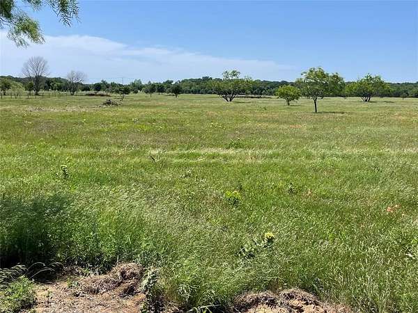 5.7 Acres of Land for Sale in Oak Point, Texas