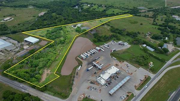 18.2 Acres of Commercial Land for Sale in Henrietta, Texas