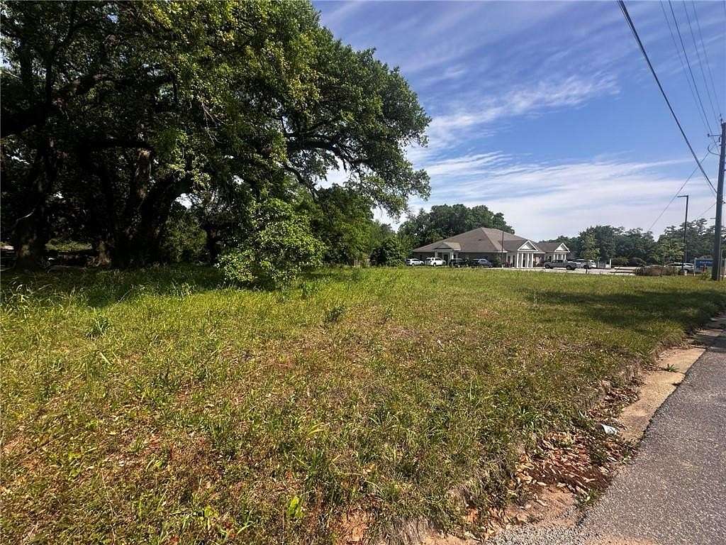 0.62 Acres of Commercial Land for Sale in Mobile, Alabama