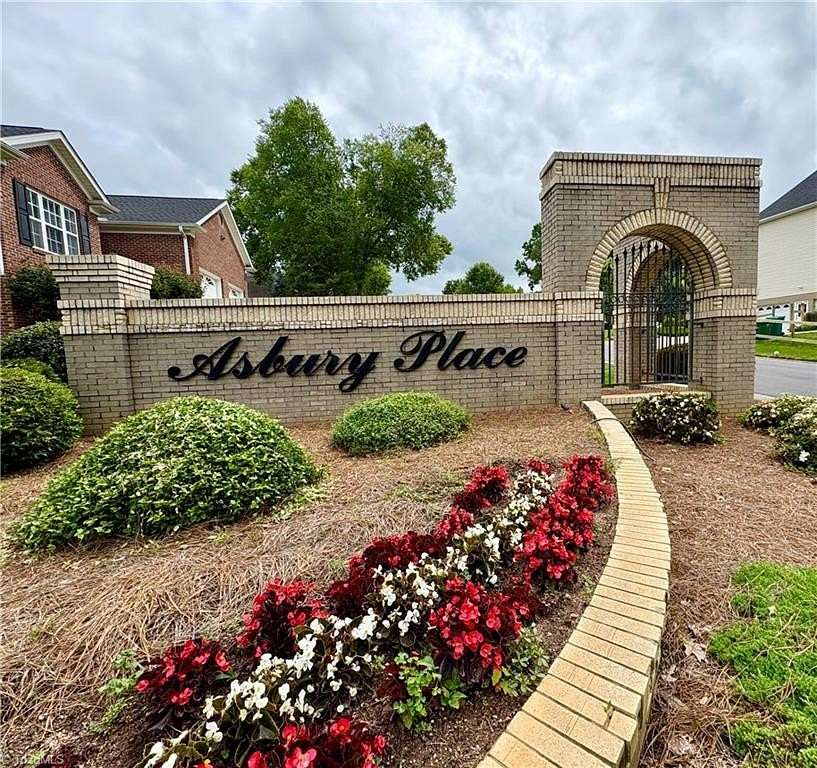 0.75 Acres of Residential Land for Sale in Clemmons, North Carolina