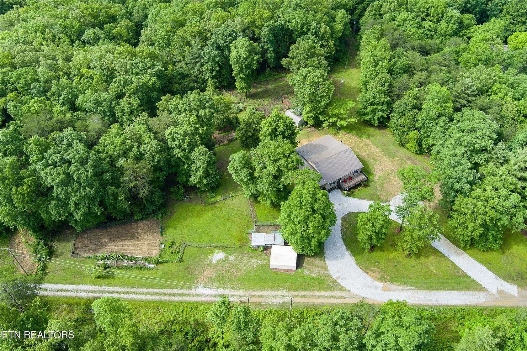 10 Acres of Land with Home for Sale in Crossville, Tennessee