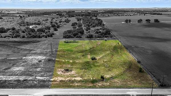 2.22 Acres of Residential Land for Sale in Tolar, Texas