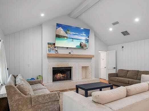 4 Acres of Residential Land with Home for Sale in DeFuniak Springs, Florida