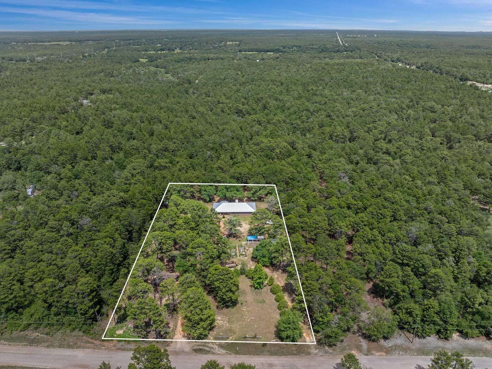 4 Acres of Residential Land with Home for Sale in DeFuniak Springs, Florida