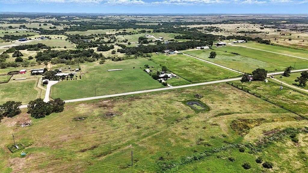 2.2 Acres of Residential Land for Sale in Tolar, Texas
