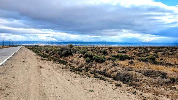 2.38 Acres of Commercial Land for Sale in Lancaster, California