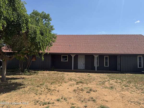 2 Acres of Residential Land with Home for Sale in Levelland, Texas