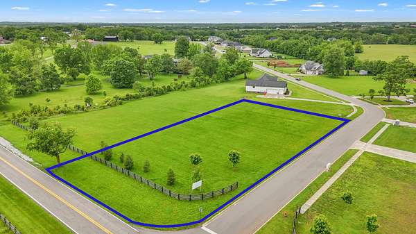 1.13 Acres of Residential Land for Sale in Wilmore, Kentucky