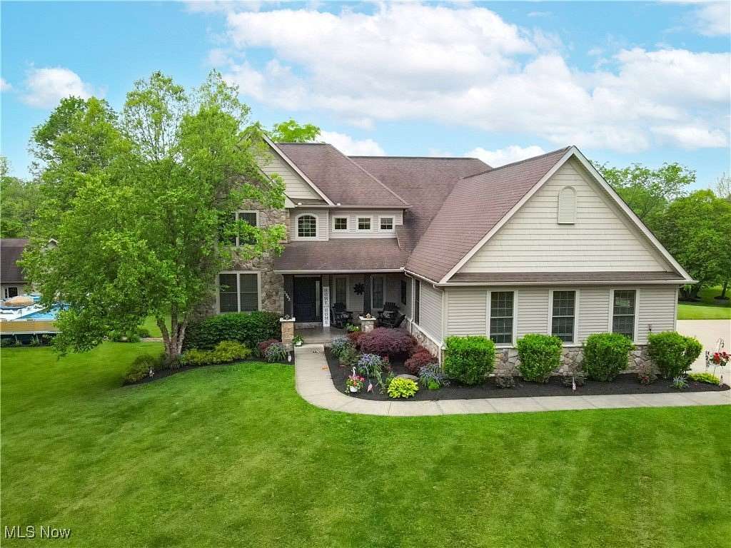 1.67 Acres of Residential Land with Home for Sale in Akron, Ohio