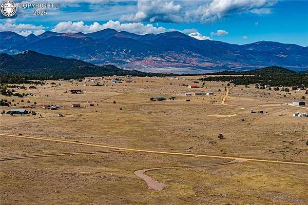 5 Acres of Land for Sale in Cotopaxi, Colorado