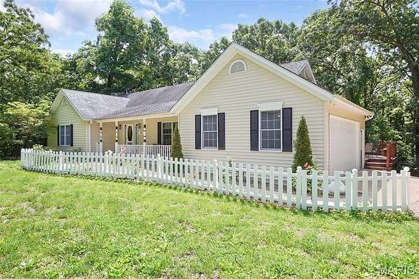 9.37 Acres of Residential Land with Home for Sale in New Haven, Missouri