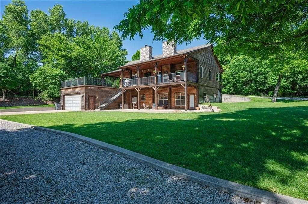 10 Acres of Land with Home for Sale in Edmond, Oklahoma