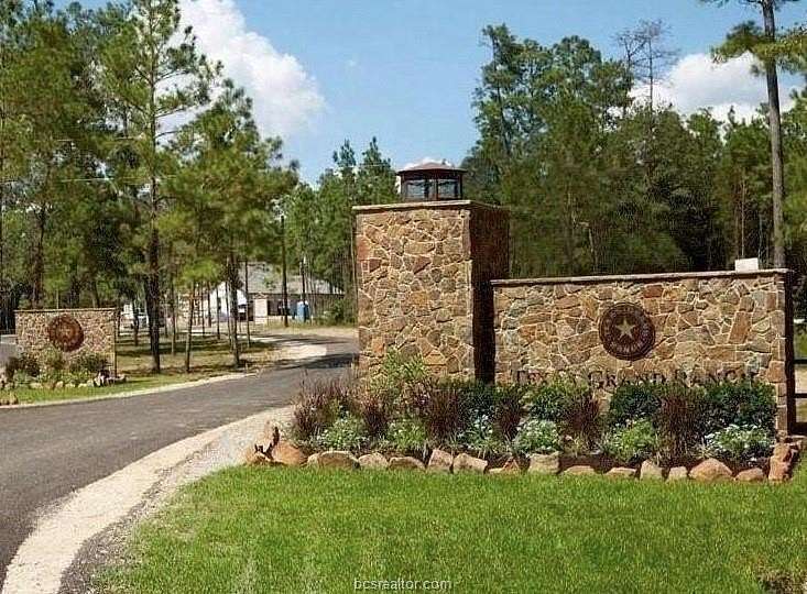 1.68 Acres of Residential Land for Sale in Huntsville, Texas