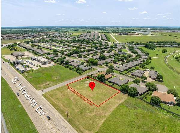 0.62 Acres of Commercial Land for Sale in Hewitt, Texas