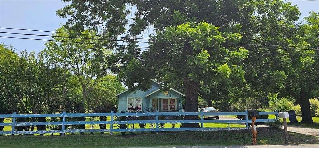 2.74 Acres of Residential Land with Home for Sale in Grand Saline, Texas