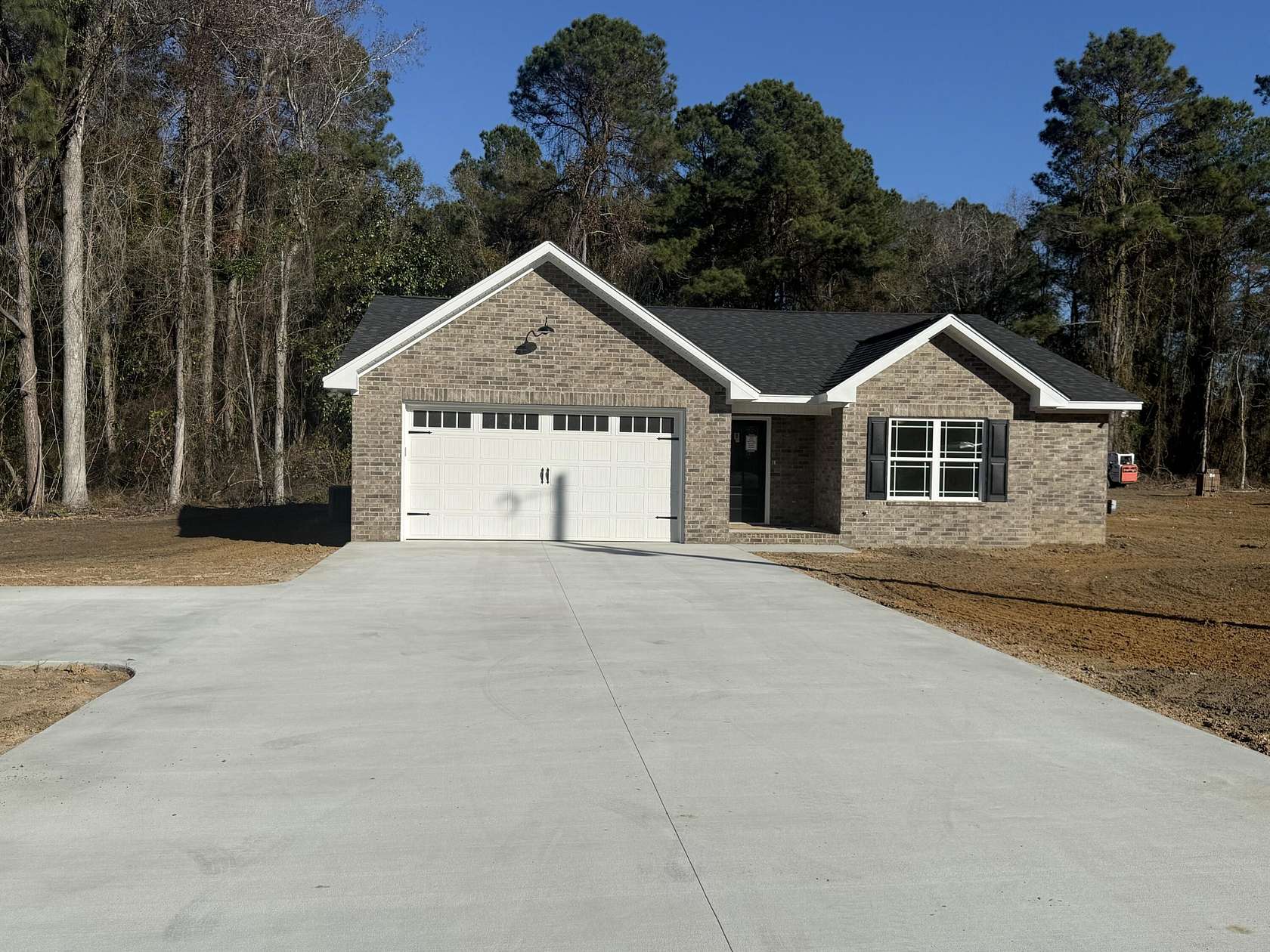 1.6 Acres of Residential Land with Home for Sale in Manning, South Carolina