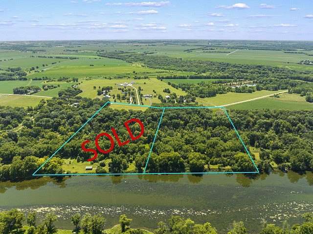 13.8 Acres of Land with Home for Sale in Sheridan, Illinois