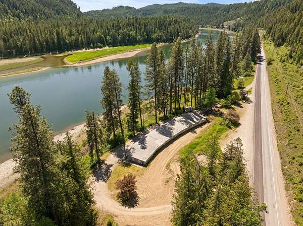 7.5 Acres of Residential Land with Home for Sale in Ione, Washington